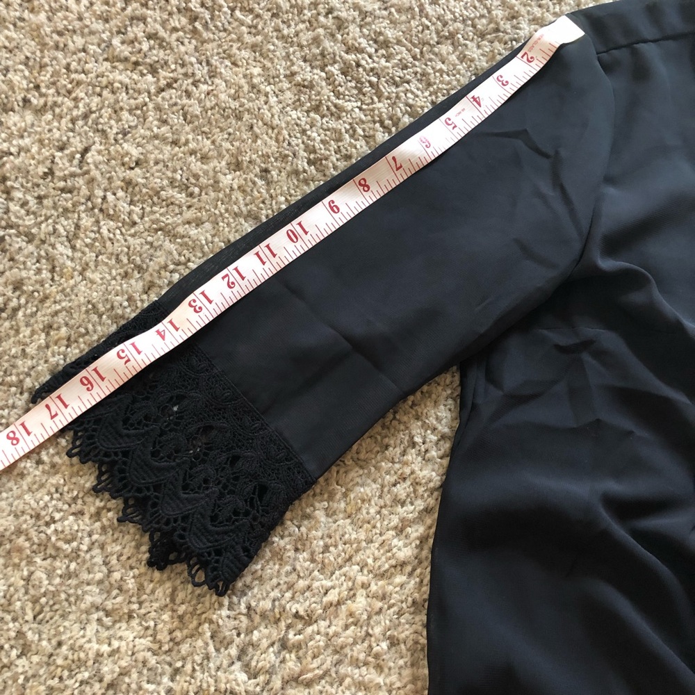 Black blouse - Picture 4 of 6